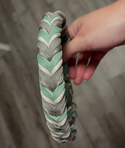 Dösbaddel - geflochtenes Fettlederhalsband